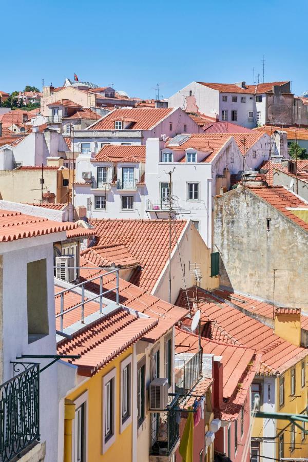 Light Filled Apartment Near Chiado, By Timecooler Лісабон Екстер'єр фото